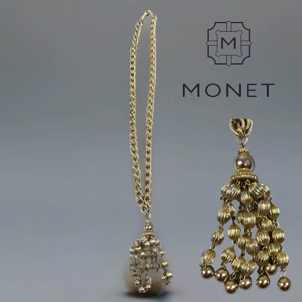 Monet Chain Necklace Gold Tone Tassel & Bead 25" D570 60s 70s